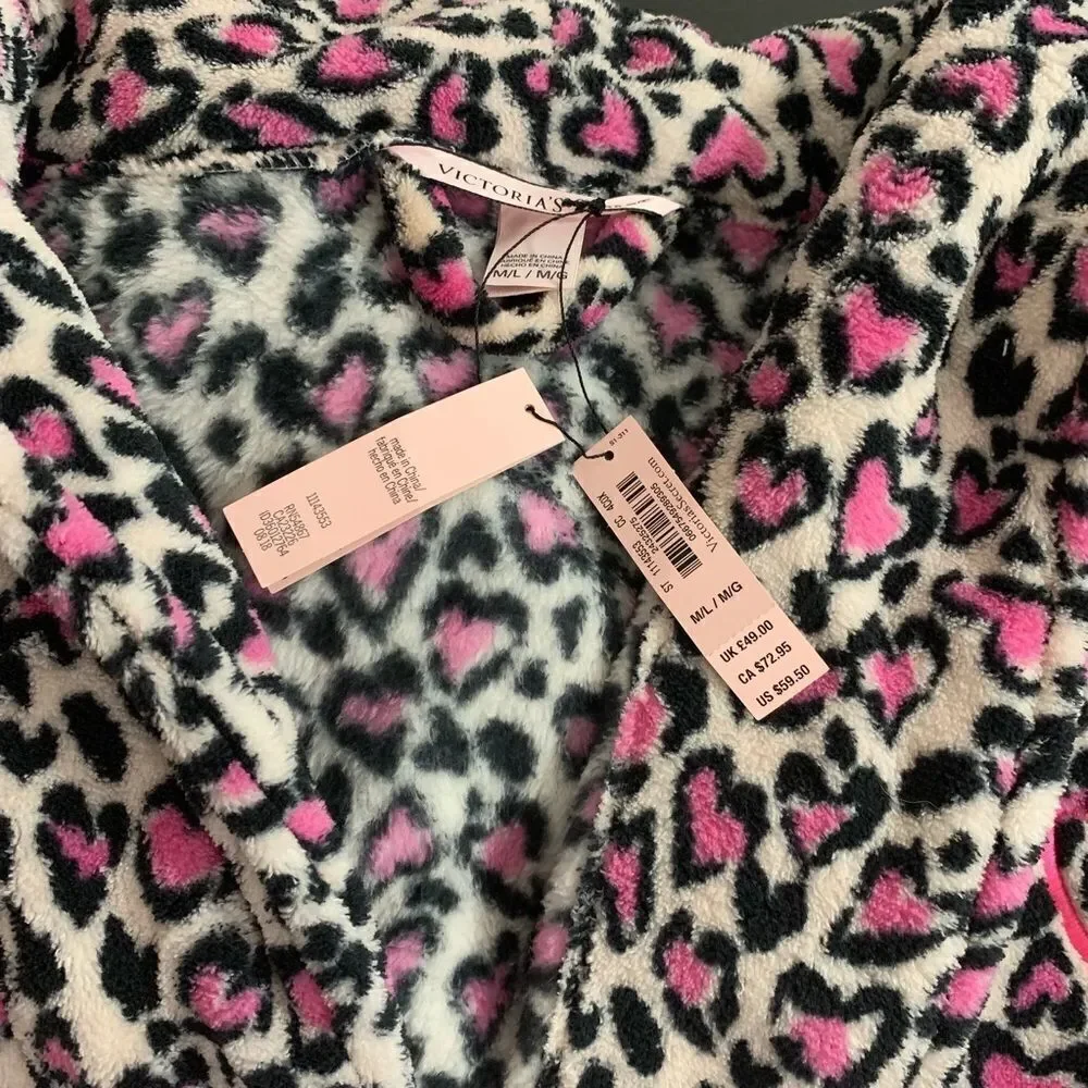 Victoria’s Secret cozy pink heart leopard robe M/L